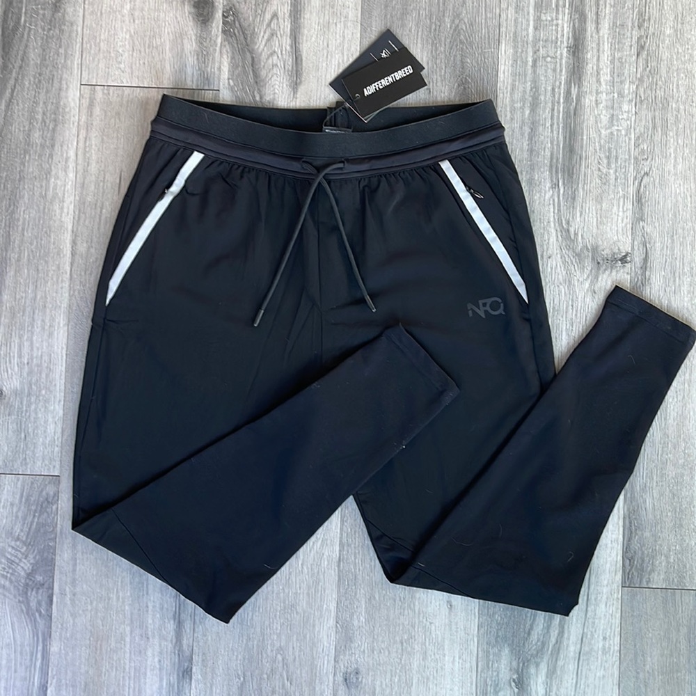 NFQ joggers -reflective